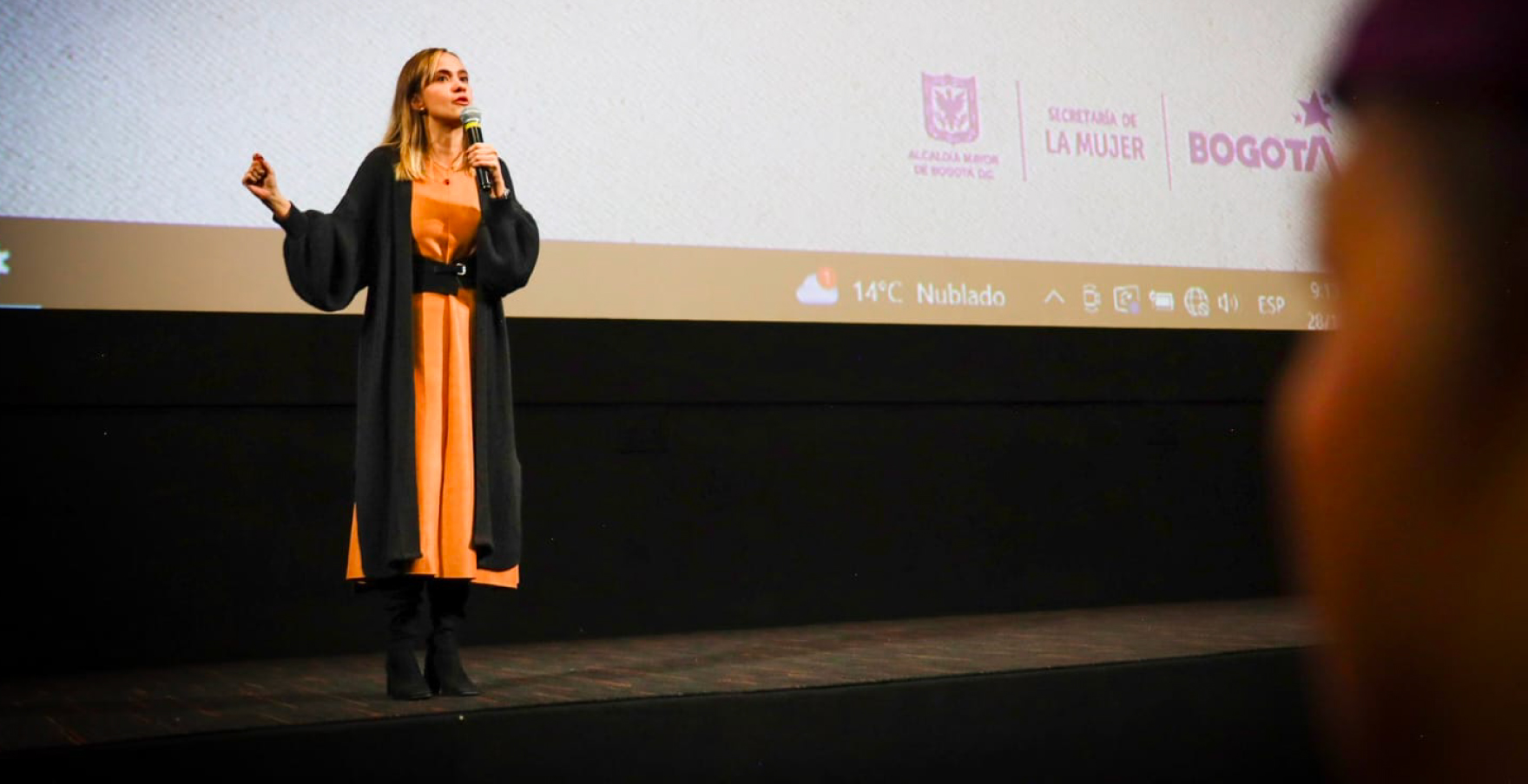 Secretaria Laura Tami Leal