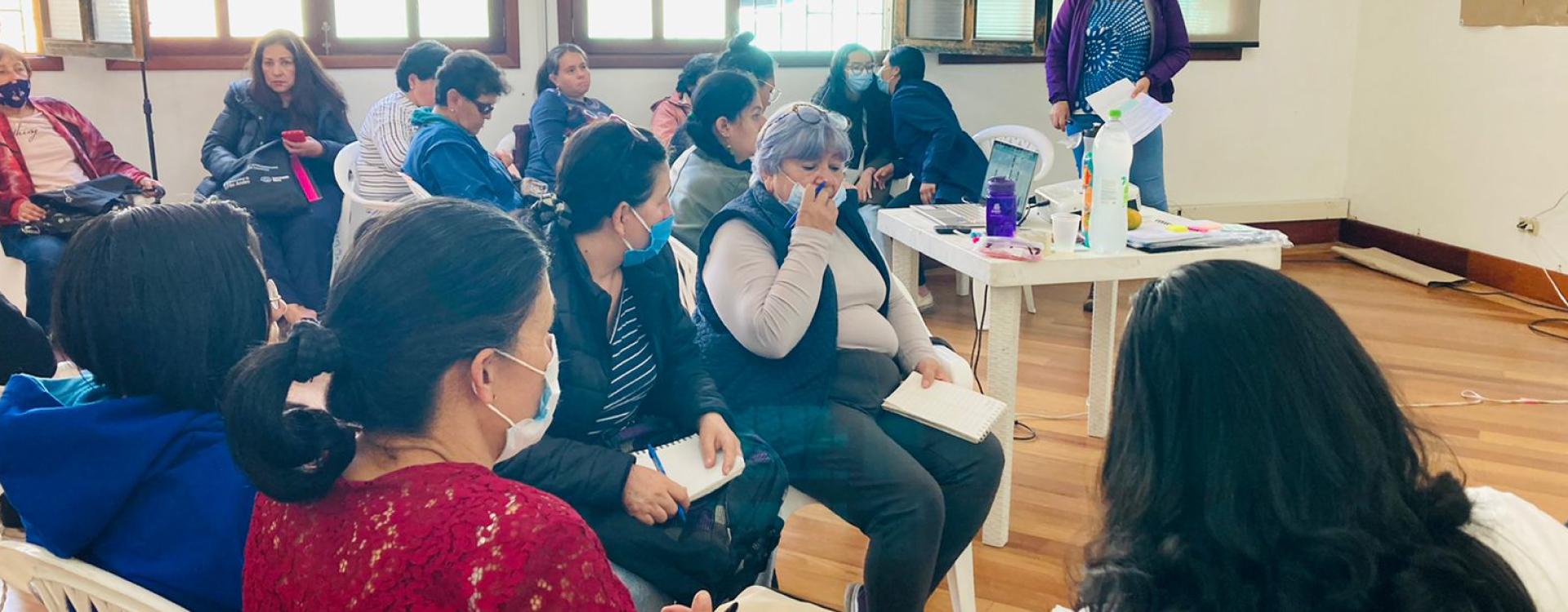 Mujeres que participan en ciclo de formación ‘Mujeres que Deciden e Inciden’ de la Clínica Política Lidera-Par