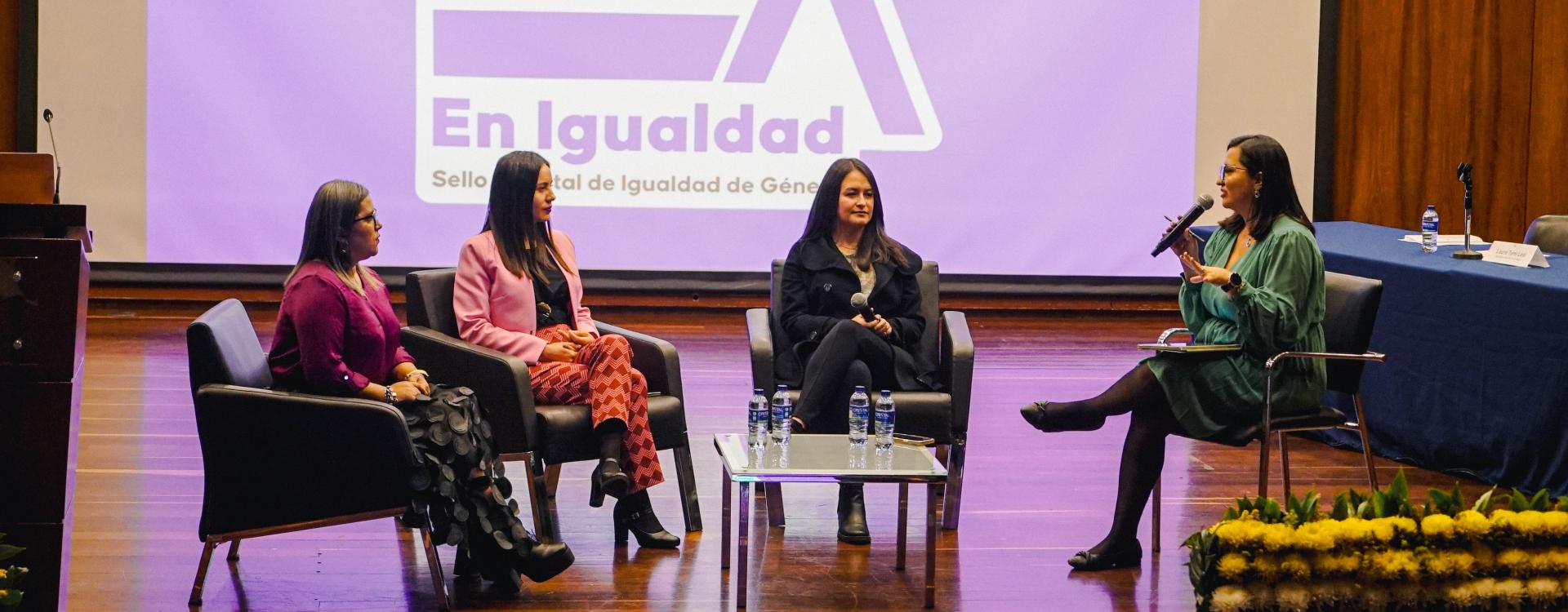 mujeres en foro