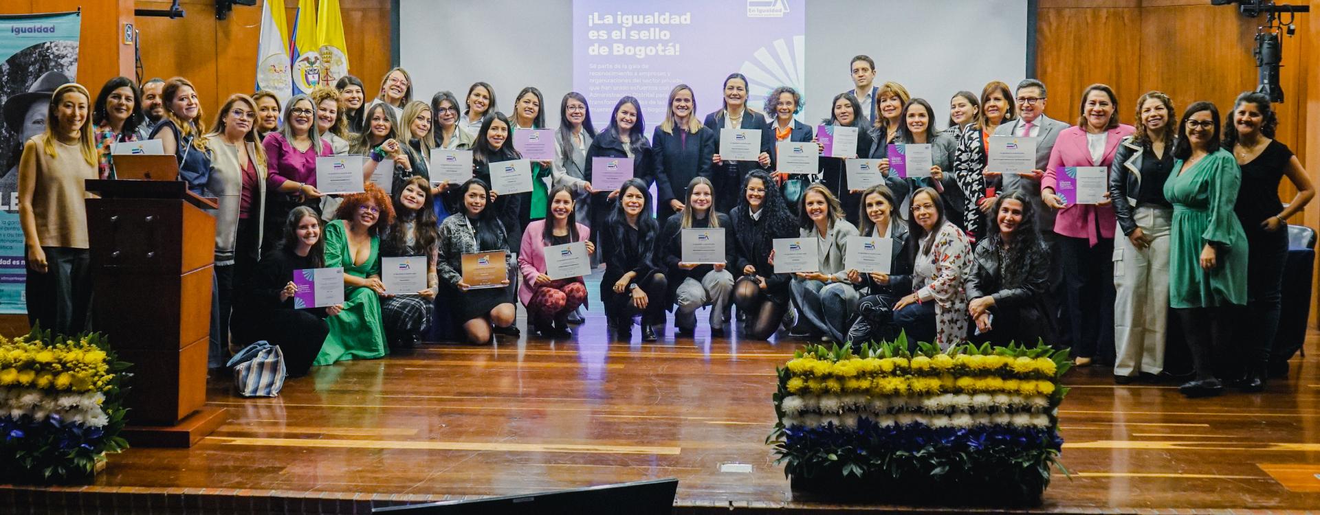 Mujeres