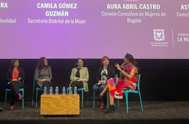 Mujeres en foro