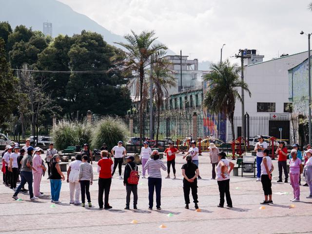 Mujeres en actividad en CIOM